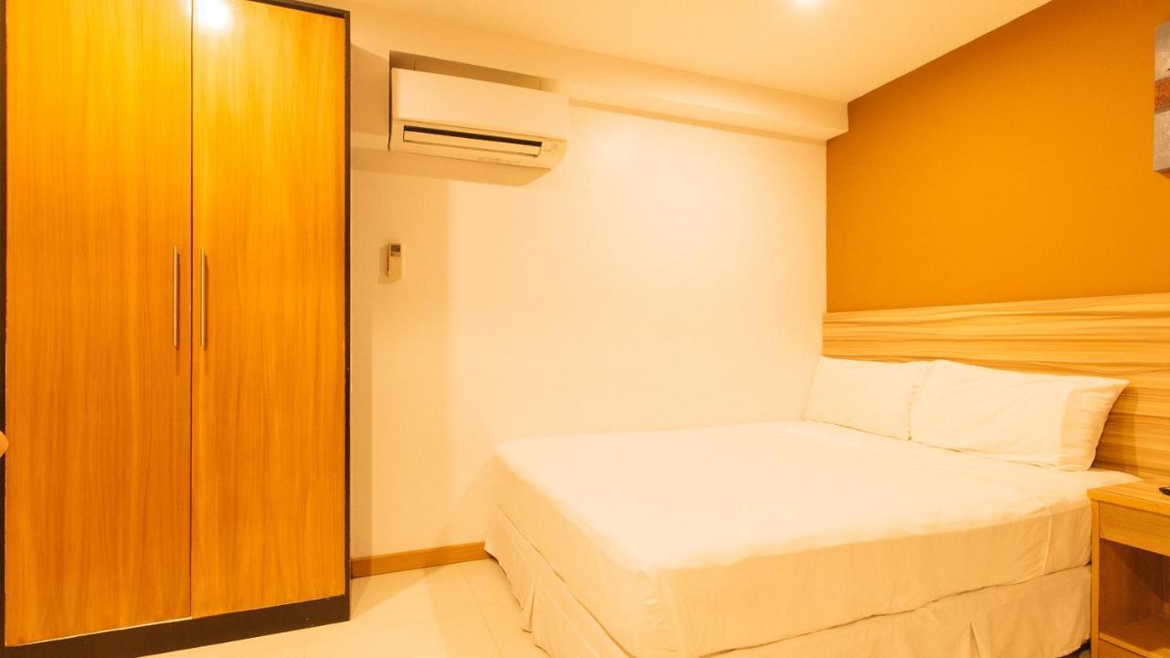 Guijo Suites Makati Makati City Esterno foto